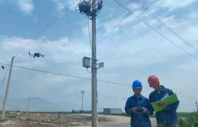 RFID Tag Applications in Power Grid Monitoring