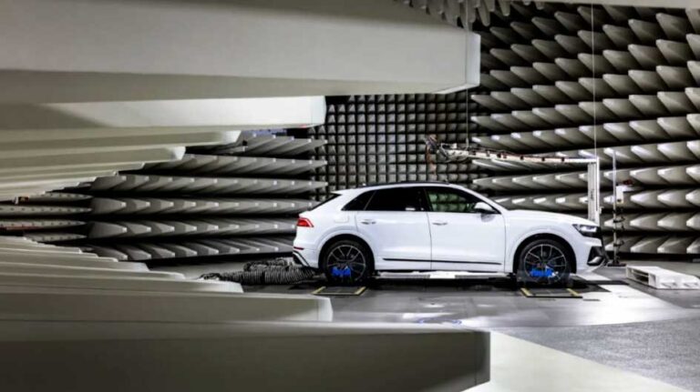 Automotive Antenna Placement Guide: Optimizing 5G, GNSS, V2X & Vehicle Wireless Performance